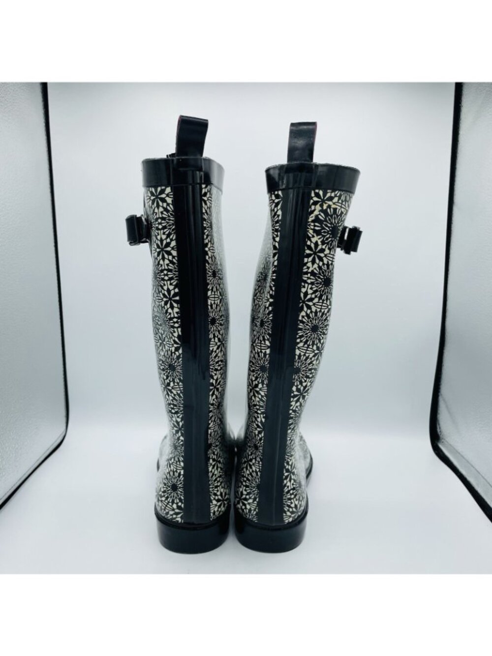 Capelli Womens Size 8 White Floral Rain Boots New York Tall Waterproof Gardening - Picture 7 of 11